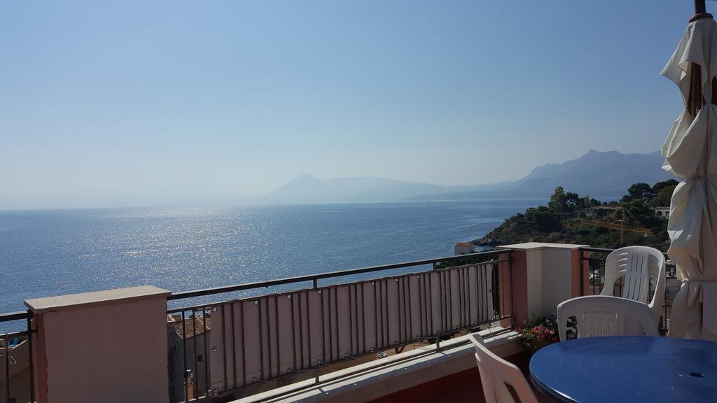 La Caletta Bed and Breakfast Santa Flavia Exteriör bild